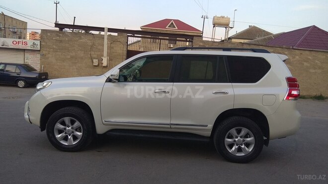 Toyota Prado 2010, 106,000 km - 3.0 l - Bakı