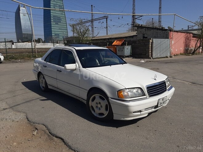 Mercedes C 230 2000, 280,000 km - 2.3 l - Bakı
