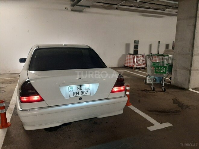 Mercedes C 230 2000, 280,000 km - 2.3 l - Bakı