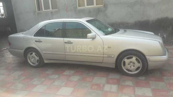 Mercedes E 200 1997, 240,000 km - 2.0 л - Şəmkir