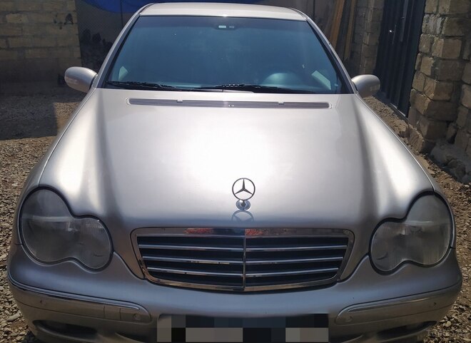 Mercedes C 240 2000, 242,000 km - 2.6 л - Gəncə