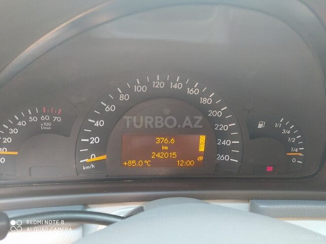 Mercedes C 240 2000, 242,000 km - 2.6 л - Gəncə