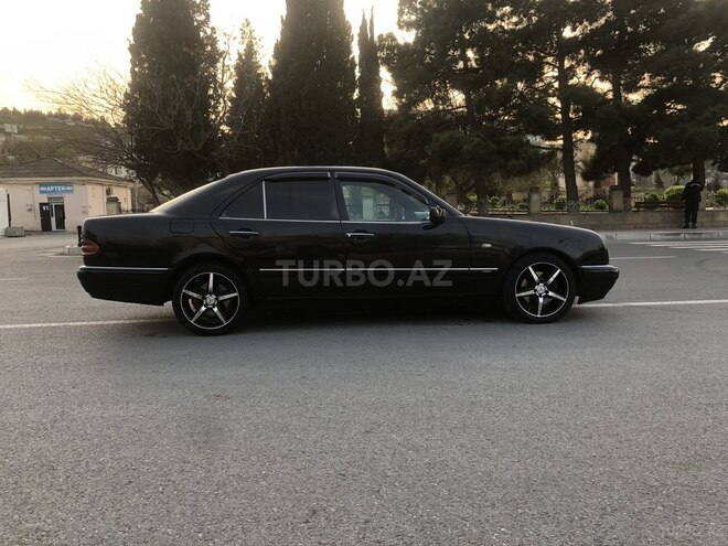 Mercedes E 280 1997, 286,320 km - 2.8 л - Bakı