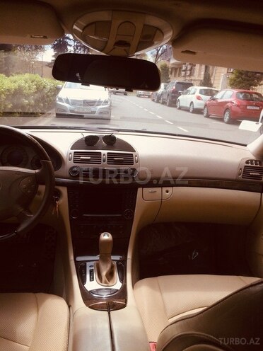 Mercedes E 500 2003, 260,000 km - 0.5 l - Bakı