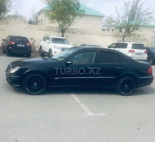 Mercedes E 500 2003, 260,000 km - 0.5 l - Bakı