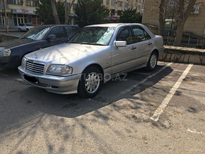 Mercedes C 220 1998, 250,000 km - 2.2 л - Bakı