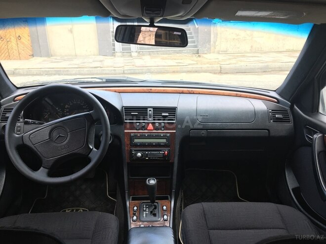 Mercedes C 220 1998, 250,000 km - 2.2 л - Bakı