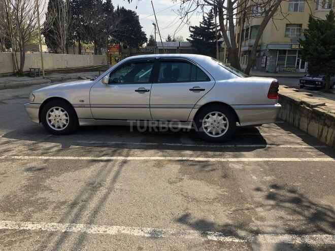 Mercedes C 220 1998, 250,000 km - 2.2 л - Bakı