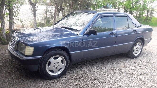 Mercedes 190 1991, 464,000 km - 1.8 л - Saatlı