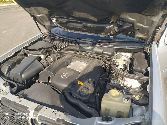 Mercedes E 240 1998, 296,321 km - 2.4 l - Bakı