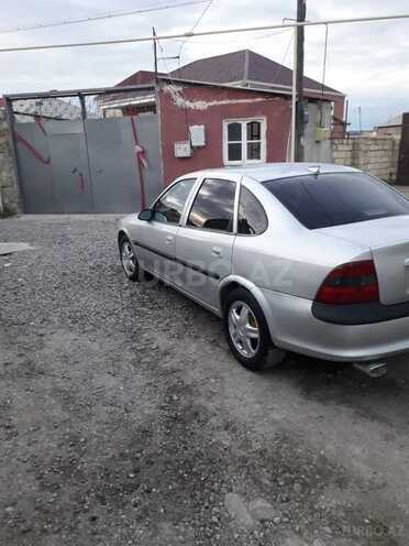 Opel Vectra 1996, 252,314 km - 1.8 l - Sumqayıt