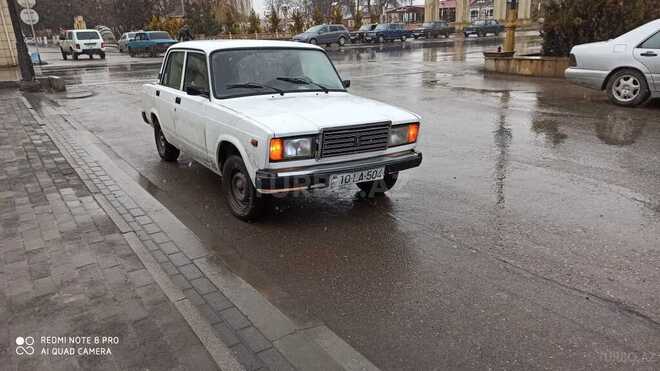 LADA (VAZ) 2107 2002, 150,000 km - 1.6 l - Quba