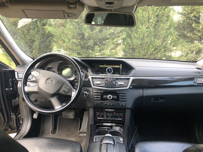 Mercedes E 350 2009, 285,000 km - 3.5 l - Bakı