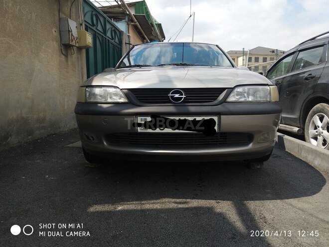 Opel Vectra 1997, 250,000 km - 1.8 l - Bakı