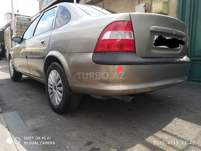 Opel Vectra 1997, 250,000 km - 1.8 l - Bakı
