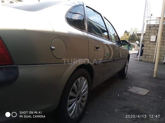 Opel Vectra 1997, 250,000 km - 1.8 l - Bakı