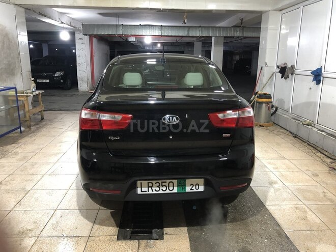 Kia Rio 2013, 131,000 km - 1.6 l - Bakı