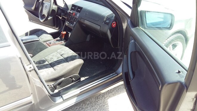 Mercedes C 180 1997, 430,000 km - 1.8 l - Sumqayıt