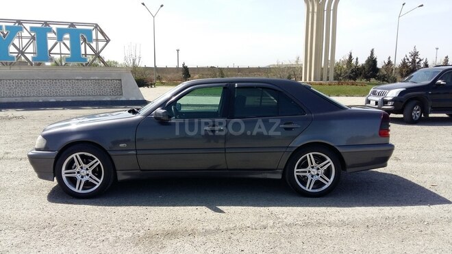 Mercedes C 180 1997, 430,000 km - 1.8 l - Sumqayıt
