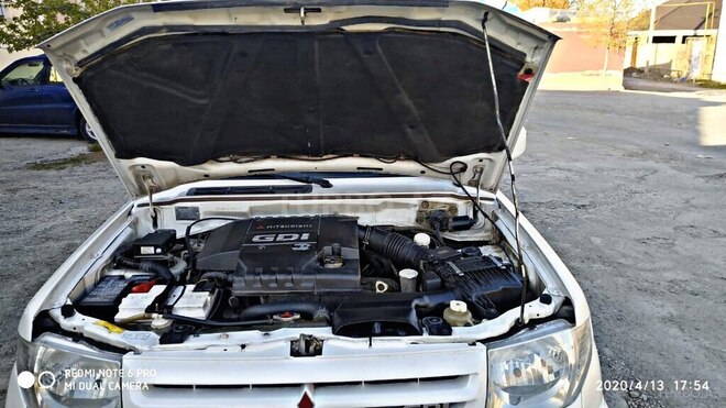 Mitsubishi Pajero io 1999, 186,000 km - 2.0 l - Gəncə