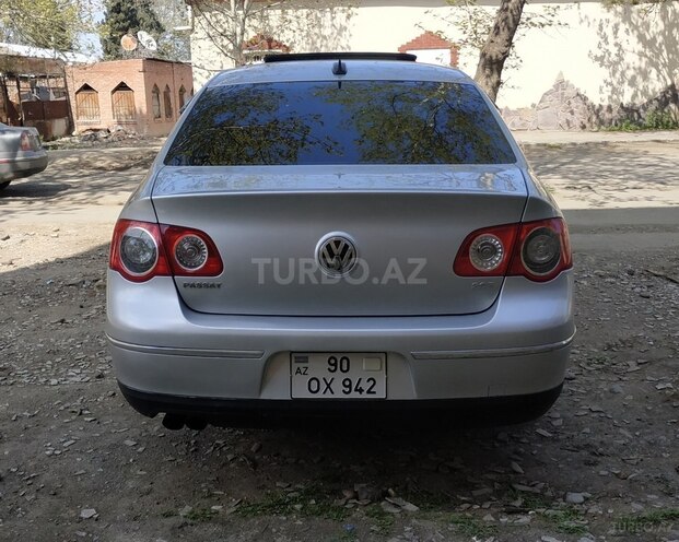 Volkswagen Passat 2006, 230,000 km - 2.0 l - Gəncə