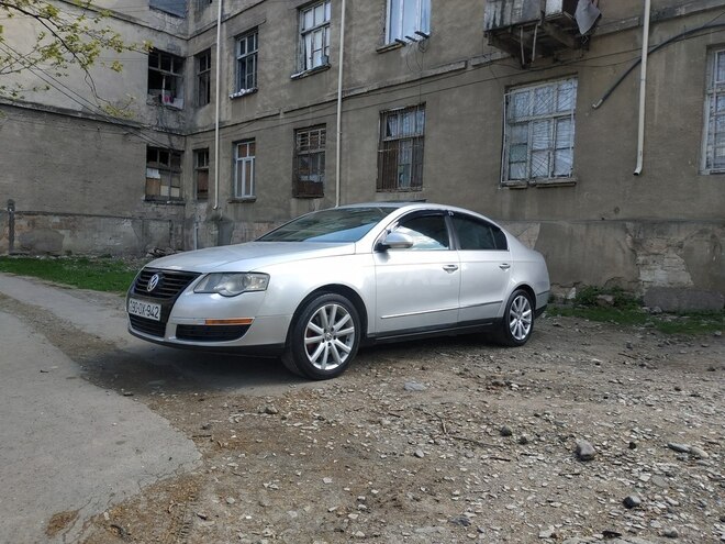 Volkswagen Passat 2006, 230,000 km - 2.0 l - Gəncə