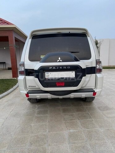 Mitsubishi Pajero 2016, 66,000 km - 3.0 л - Bakı