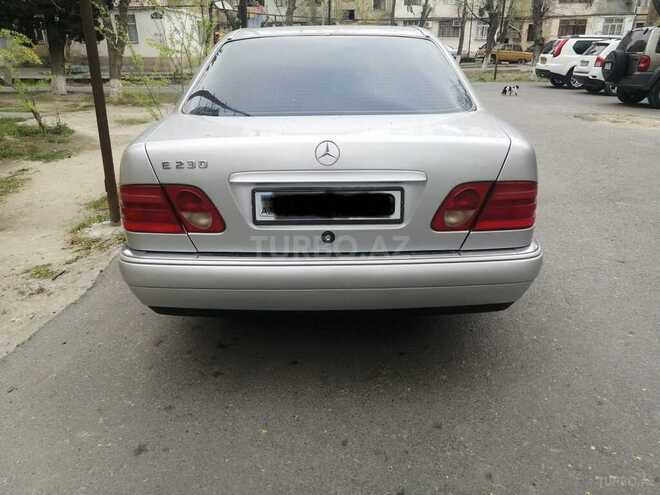 Mercedes E 230 1996, 220,441 km - 2.3 л - Sumqayıt