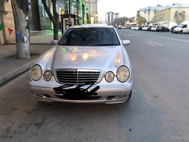 Mercedes E 280 2001, 337,560 km - 2.8 l - Bakı