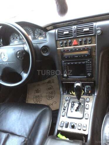 Mercedes E 280 2001, 337,560 km - 2.8 l - Bakı