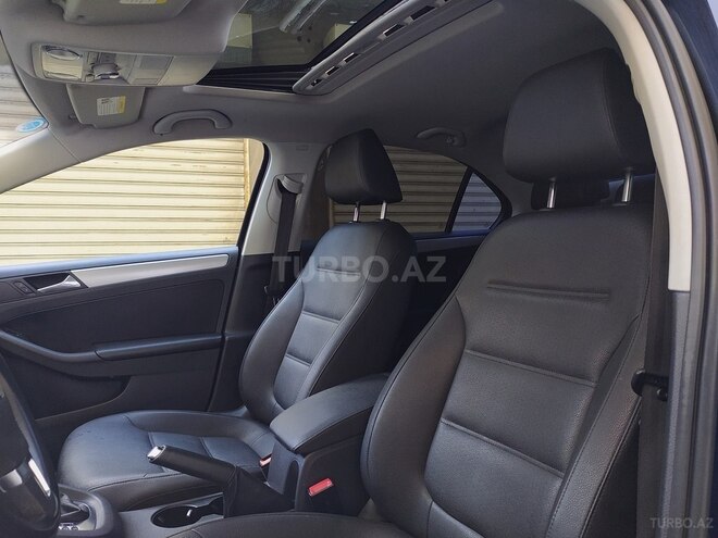 Volkswagen Jetta 2012, 35,800 km - 2.0 l - Bakı