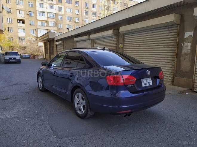 Volkswagen Jetta 2012, 35,800 km - 2.0 l - Bakı