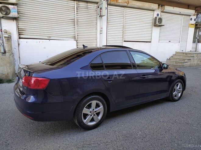 Volkswagen Jetta 2012, 35,800 km - 2.0 l - Bakı