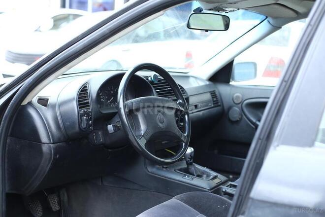 BMW 318 1994, 407,000 km - 1.8 l - Bakı