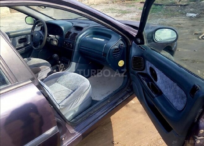 Renault Laguna 1995, 239,000 km - 2.2 л - Bakı