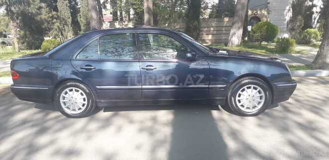 Mercedes E 220 2000, 190,500 km - 2.2 l - Bərdə
