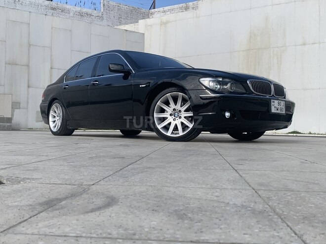 BMW 745 2003, 333,000 km - 4.4 l - Bakı