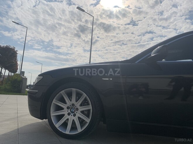 BMW 745 2003, 333,000 km - 4.4 l - Bakı