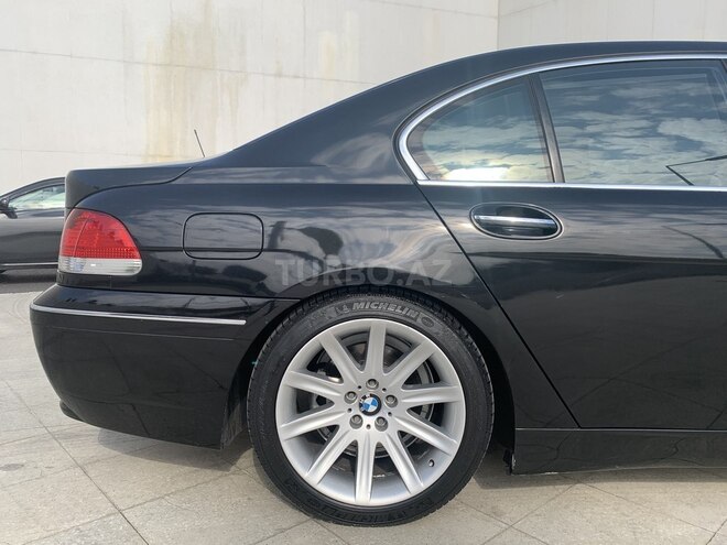 BMW 745 2003, 333,000 km - 4.4 l - Bakı