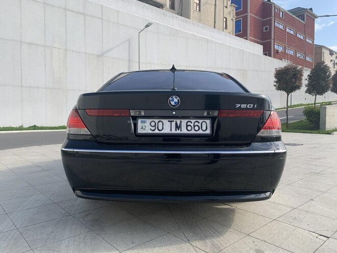 BMW 745 2003, 333,000 km - 4.4 l - Bakı