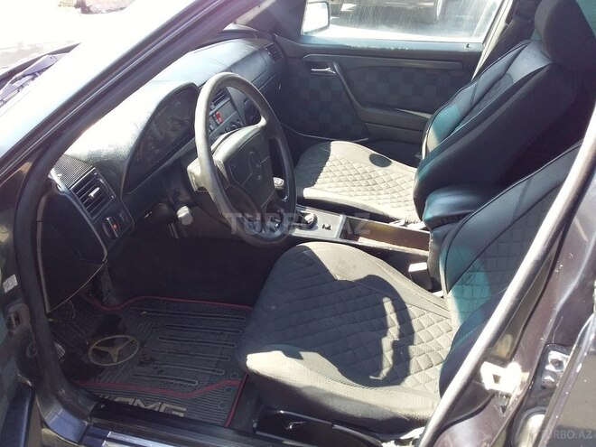 Mercedes C 180 1995, 258,000 km - 1.8 l - Bakı