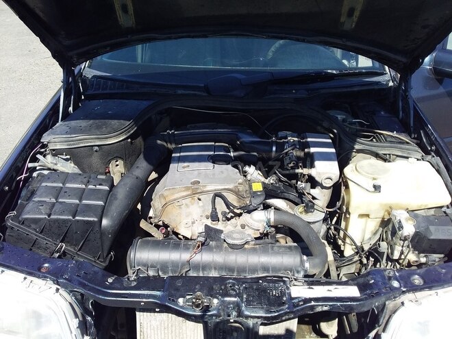 Mercedes C 180 1995, 258,000 km - 1.8 l - Bakı