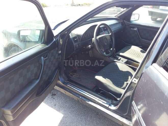 Mercedes C 180 1995, 258,000 km - 1.8 l - Bakı