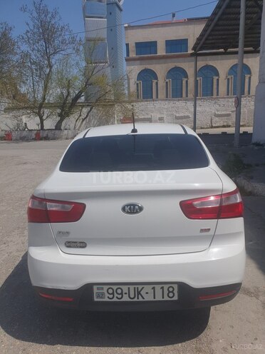 Kia Rio 2014, 130,000 km - 1.6 л - Bakı