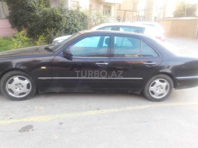 Mercedes E 240 1998, 298,545 km - 2.4 l - Bakı