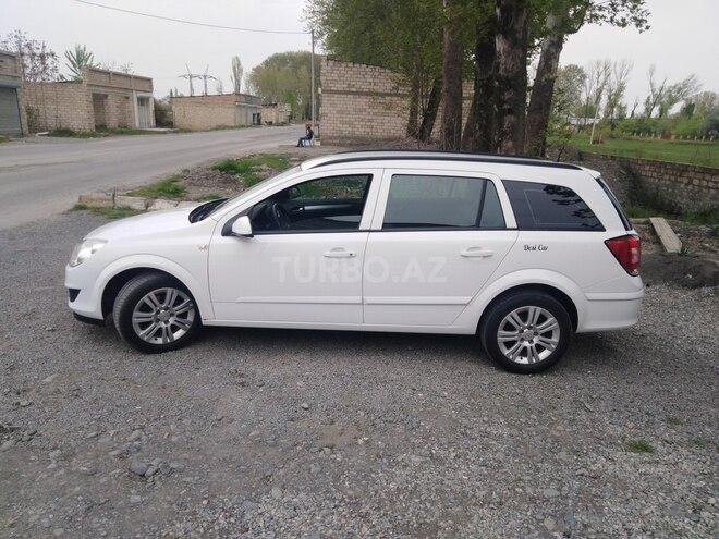 Opel Astra 2009, 123,456 km - 1.3 l - Ağdaş