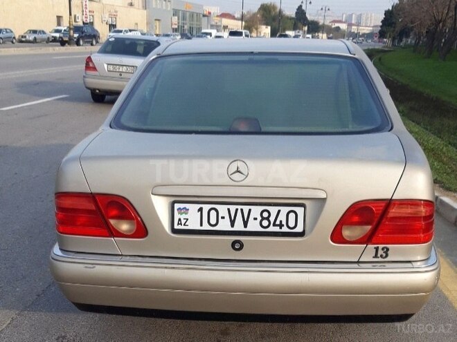 Mercedes E 230 1996, 389,000 km - 2.3 л - Bakı