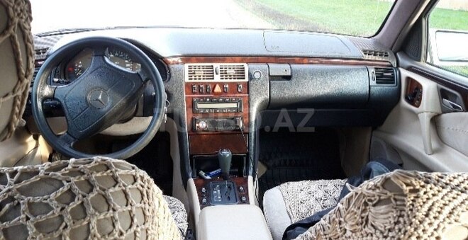 Mercedes E 230 1996, 389,000 km - 2.3 л - Bakı