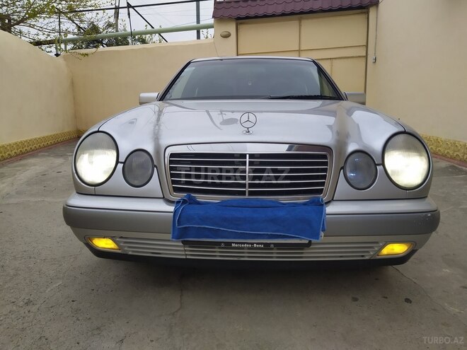 Mercedes E 200 1998, 238,231 km - 2.0 л - Gəncə