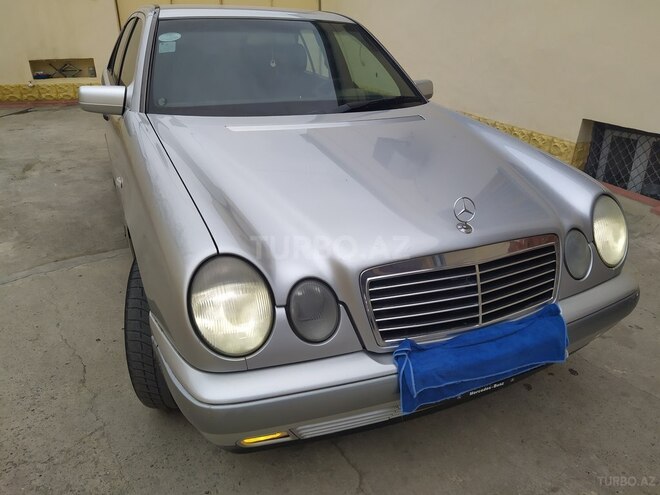 Mercedes E 200 1998, 238,231 km - 2.0 л - Gəncə